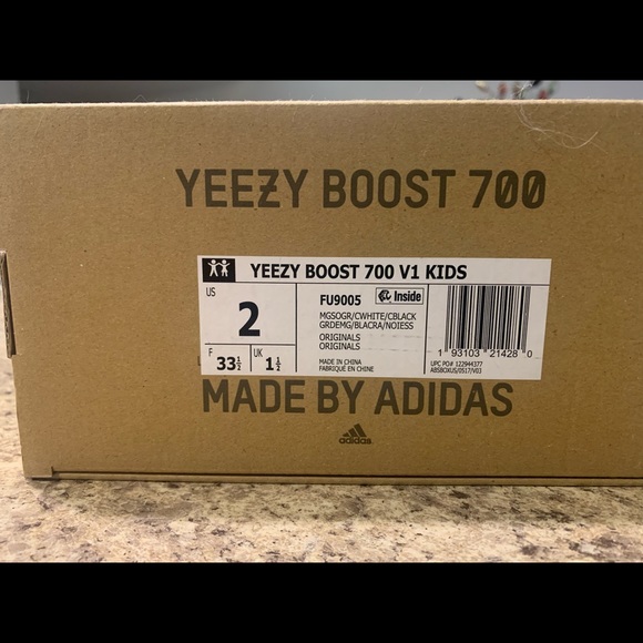 Used Yeezy Boost 700 V1 Kids Wave Runner lightly used size 2 - Picture 6 of 10
